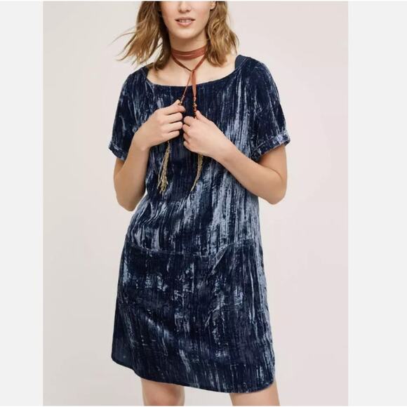 FLOREAT ANTHROPOLOGIE Crinkle Crushed Velvet Shift Dress Short Sleeve Blue Sz M - Picture 1 of 12